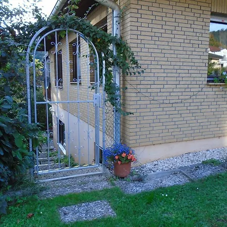 Non Smoking Traudel Engelken *